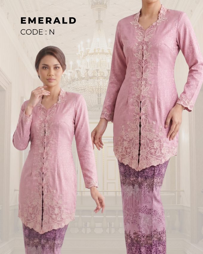 Kebaya Emerald – Merah Jambu